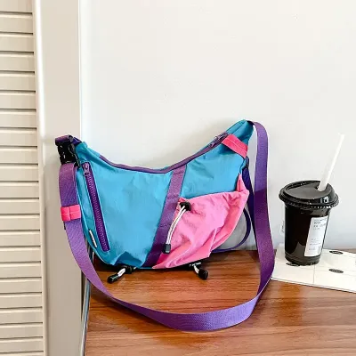 LARGE CAPACITY CRESCENT BAG